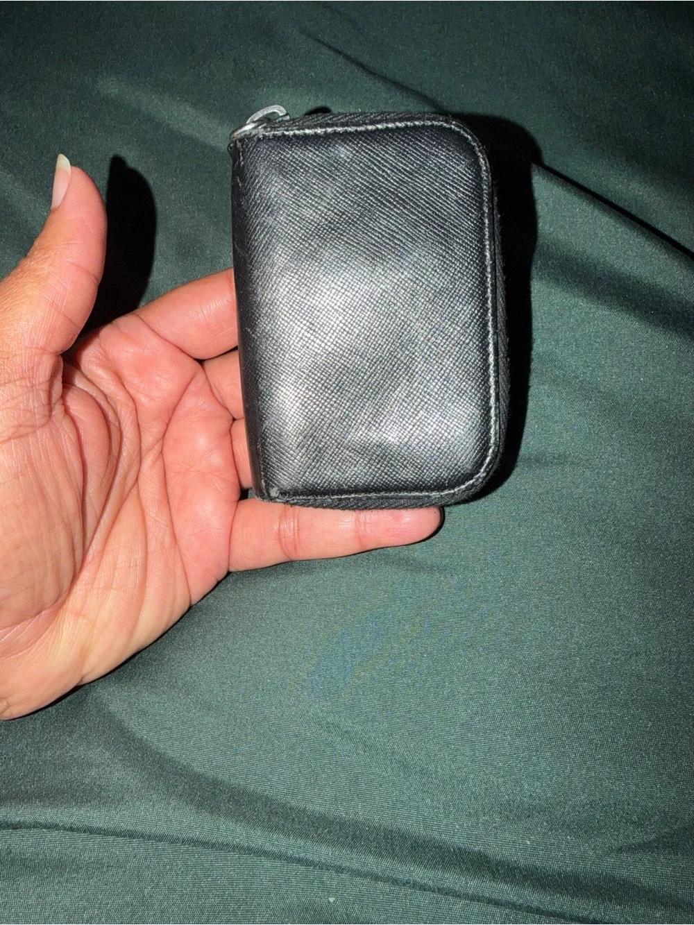 PRADA Black Saffiano Leather Zip key cles